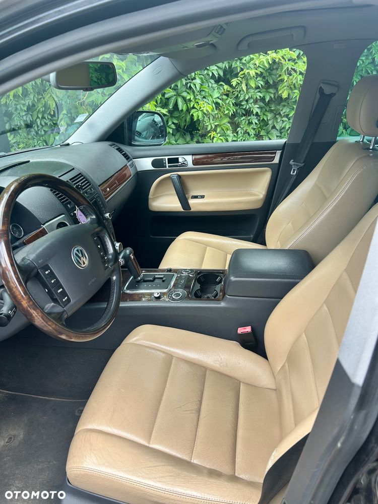 Volkswagen Touareg - 7