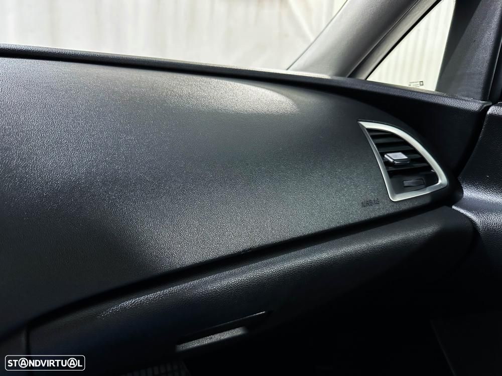 Opel Astra 1.6 CDTI Cosmo S/S J18 - 30