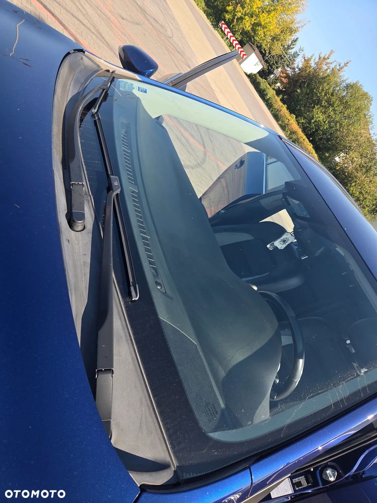 Toyota Avensis - 19