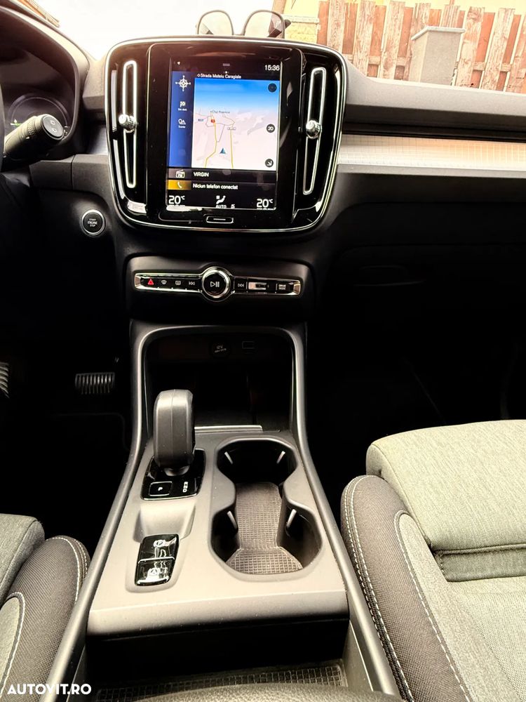 Volvo XC 40 T4 Recharge DKG Essential - 11