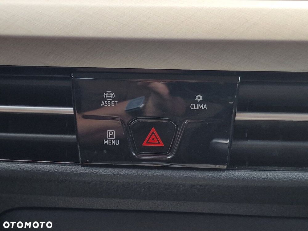 Volkswagen Golf Variant - 27
