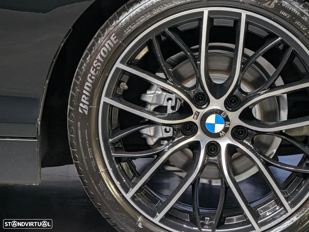 BMW 116 d Pack M - 15