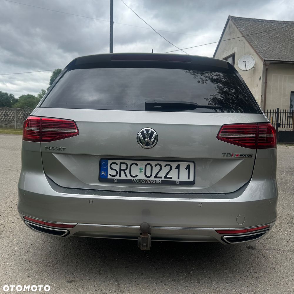 Volkswagen Passat 2.0 TDI Bi-Turbo BMT 4Mot Highline DSG - 9