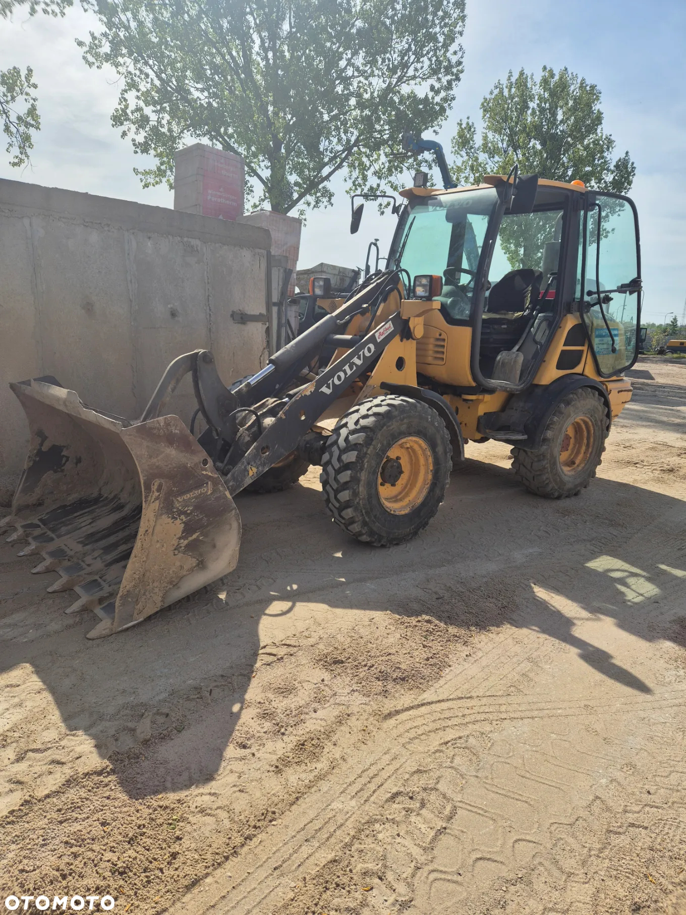 Volvo L25e - 2