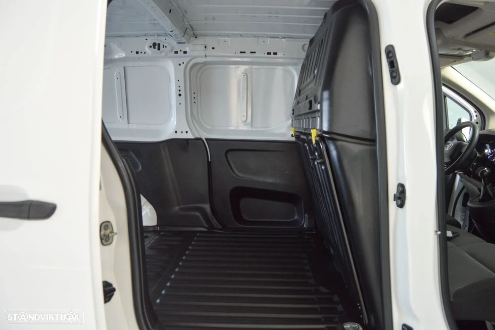 Toyota Proace City 1.5D L2 Comfort 3L - 10