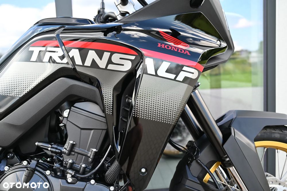 Honda Transalp - 12