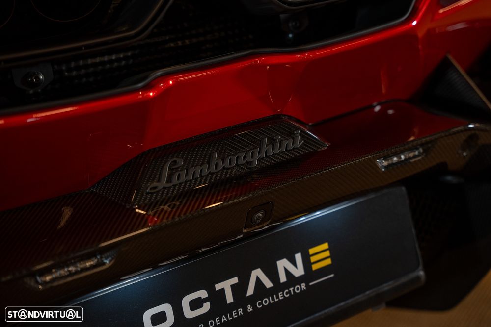 Lamborghini Revuelto 6.5 V12 - 18