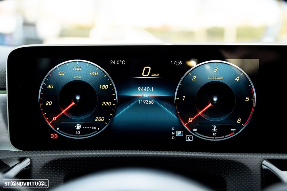 Mercedes-Benz A 180 d AMG Line Aut. - 23