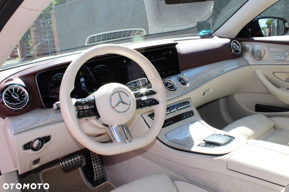 Mercedes-Benz Klasa E - 8