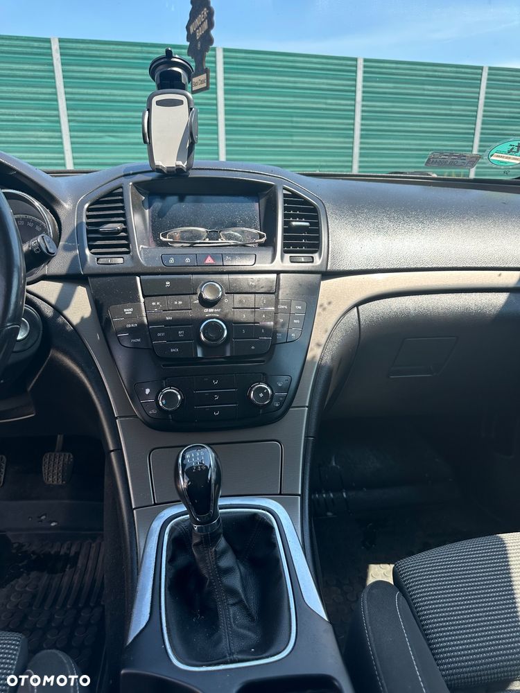Opel Insignia 2.0 CDTI - 10