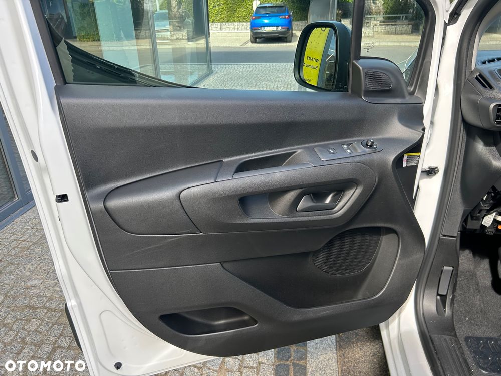 Opel Combo Cargo XL - 13