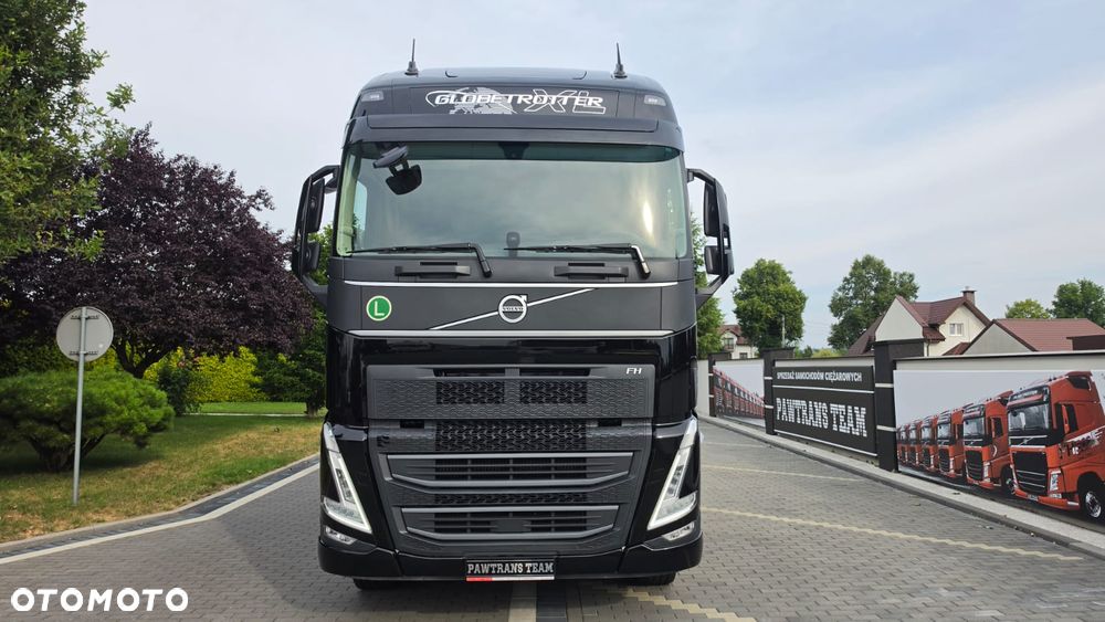 Volvo ///FH///460///2023///GLOBETROTTER/// XXL///HDS///HIAB///WECON///CHWYTAK/// ROTATOR///WAGA///JEDYNE 125 TYŚ KM/// PRZYCZEPA///FULL LED///VIRTUAL COCPIT/// STAN JAK NOWY. - 5