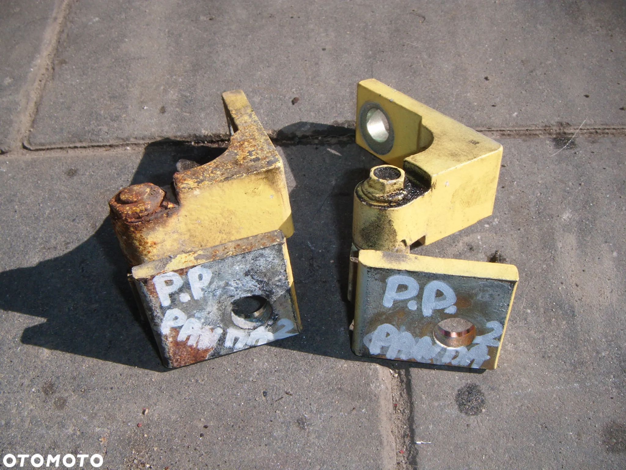 fiat panda 2 06r  zawiasy drzwi prawy  przód 507 - 1