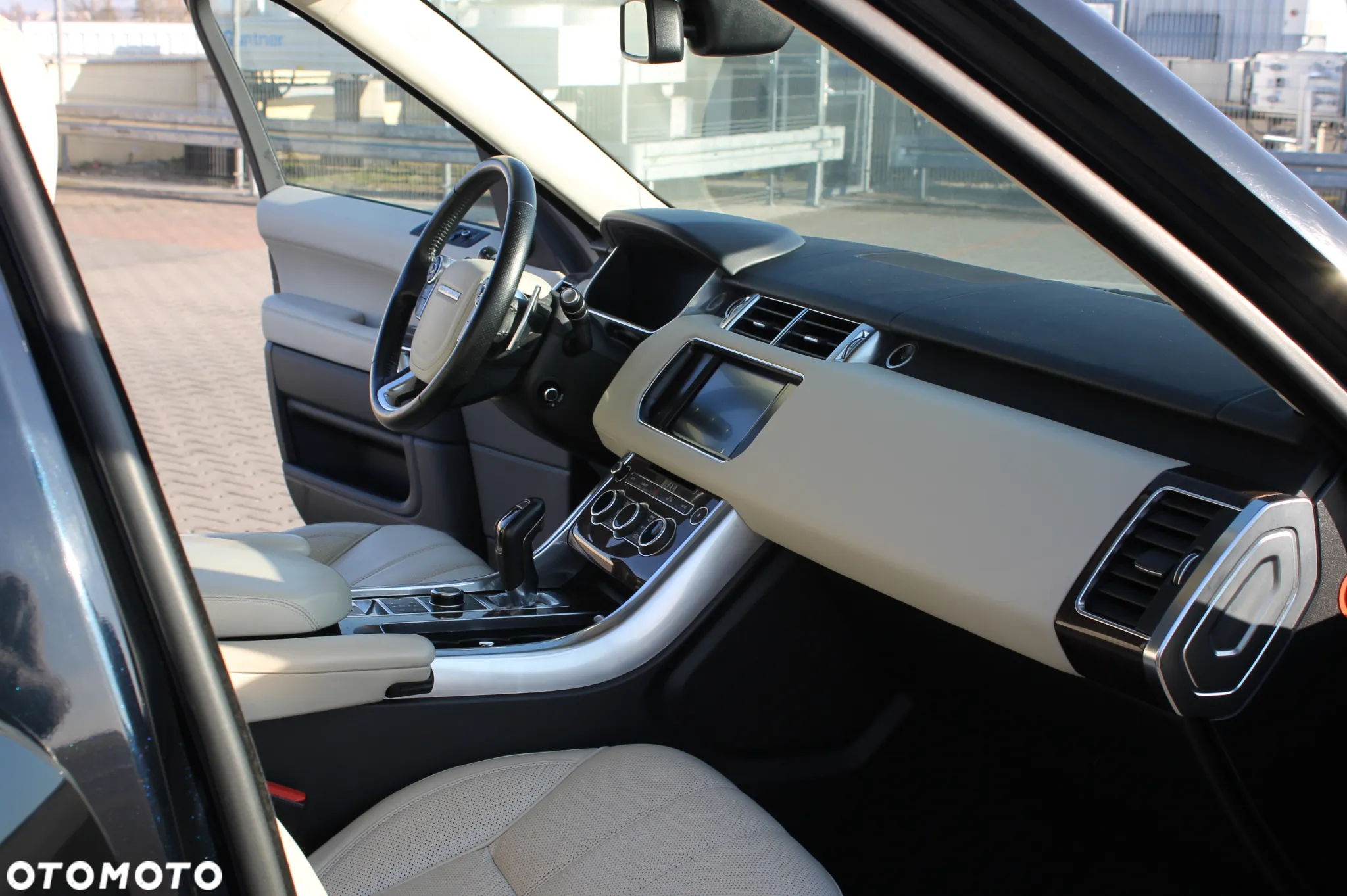 Land Rover Range Rover Sport S 5.0 V8 S/C HSE Dynamic - 12