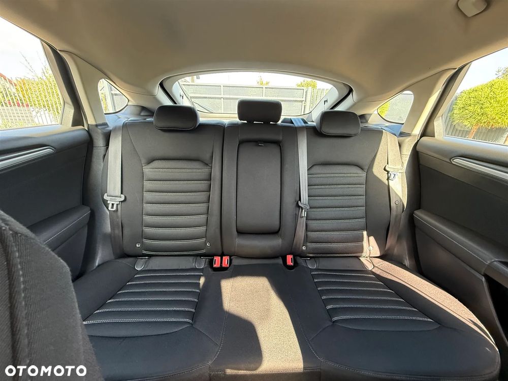 Ford Mondeo - 19