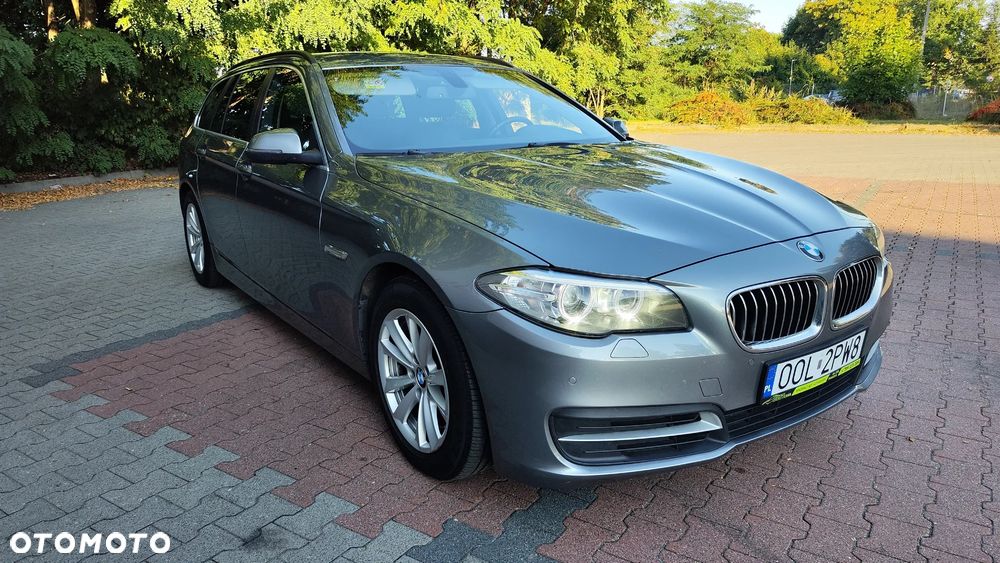 BMW Seria 5 520d Touring - 12