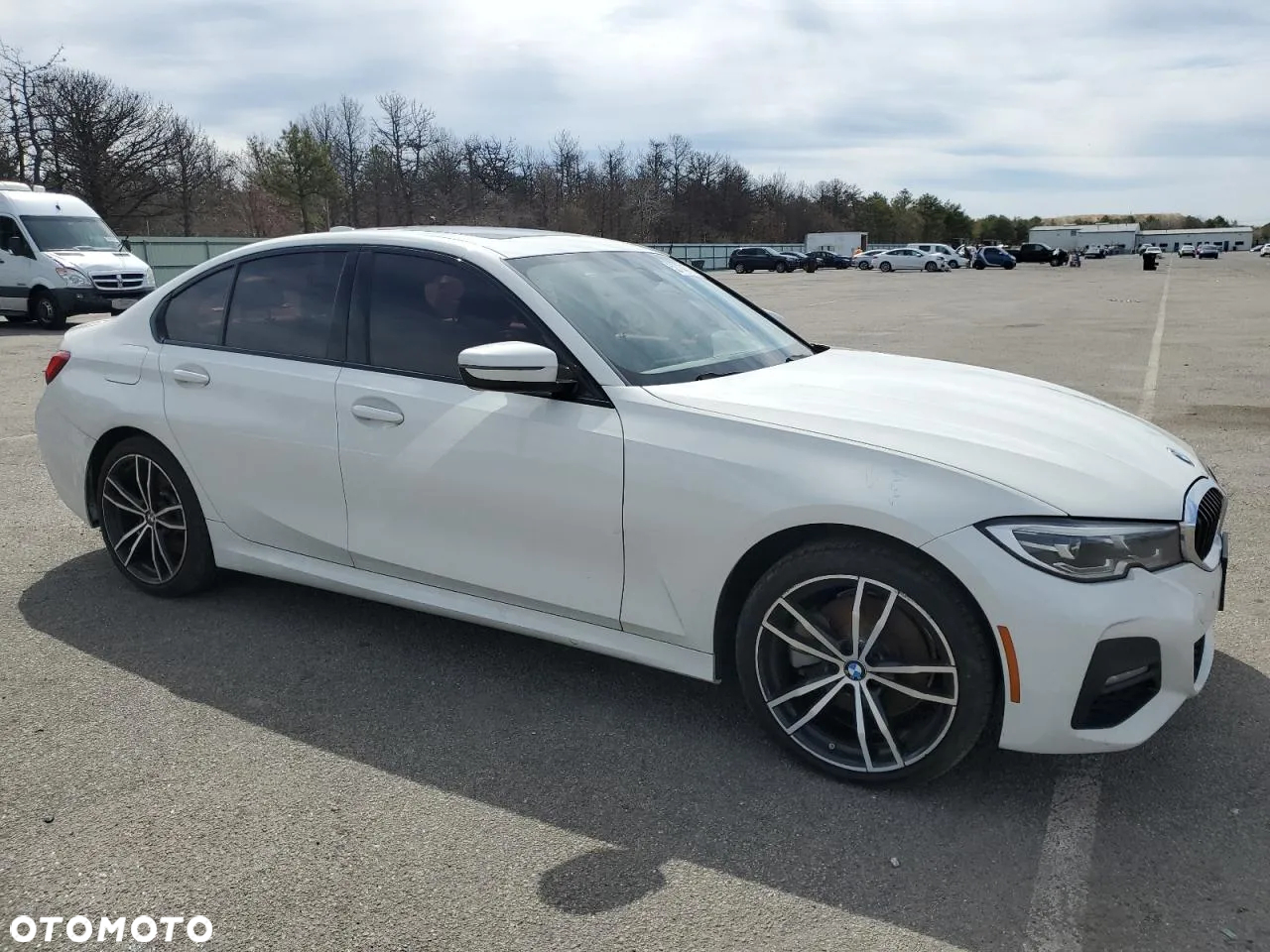 BMW Seria 3 330i Advantage sport - 4