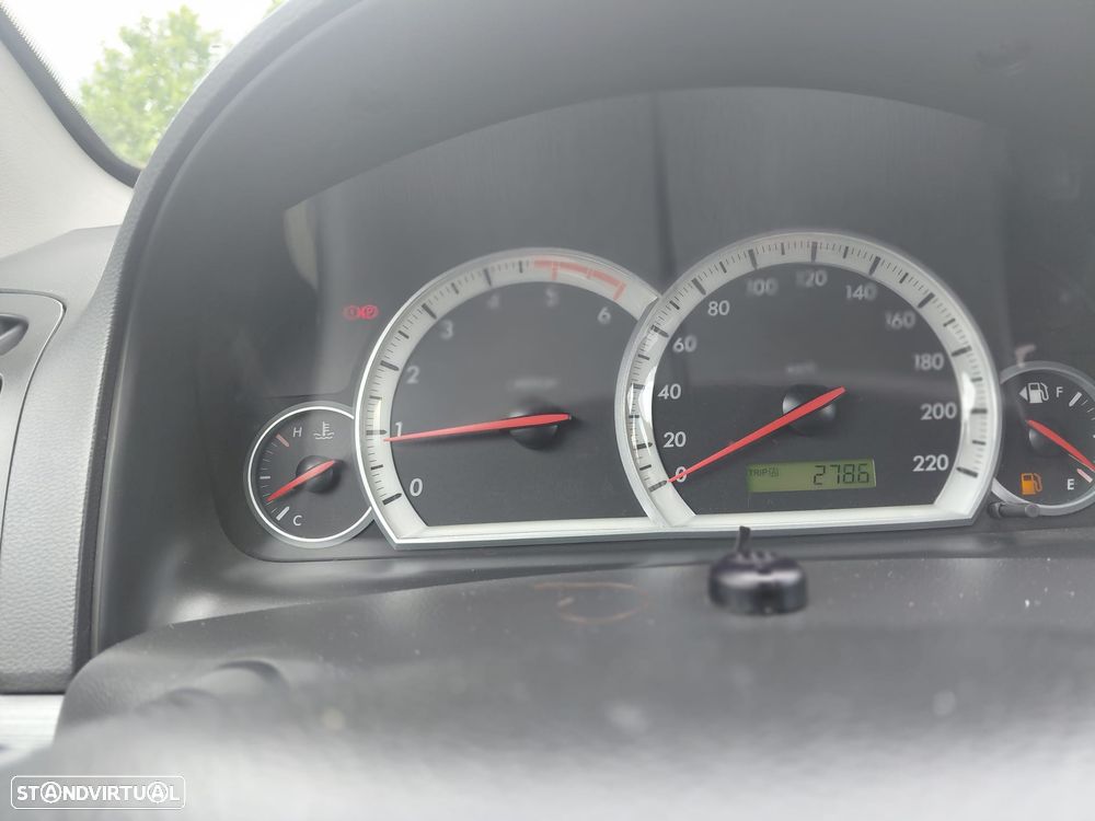Chevrolet Captiva 2.0 VCDi Seven 7L - 27