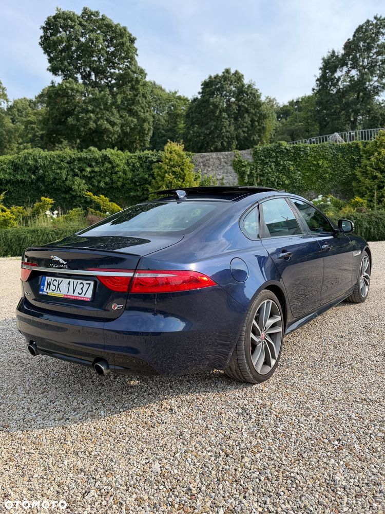 Jaguar XF 3.0 V6 S - 7
