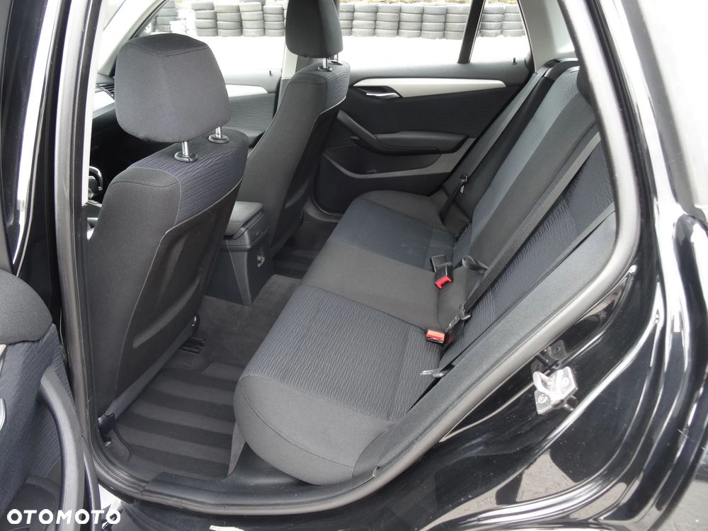 BMW X1 sDrive18d xLine - 18