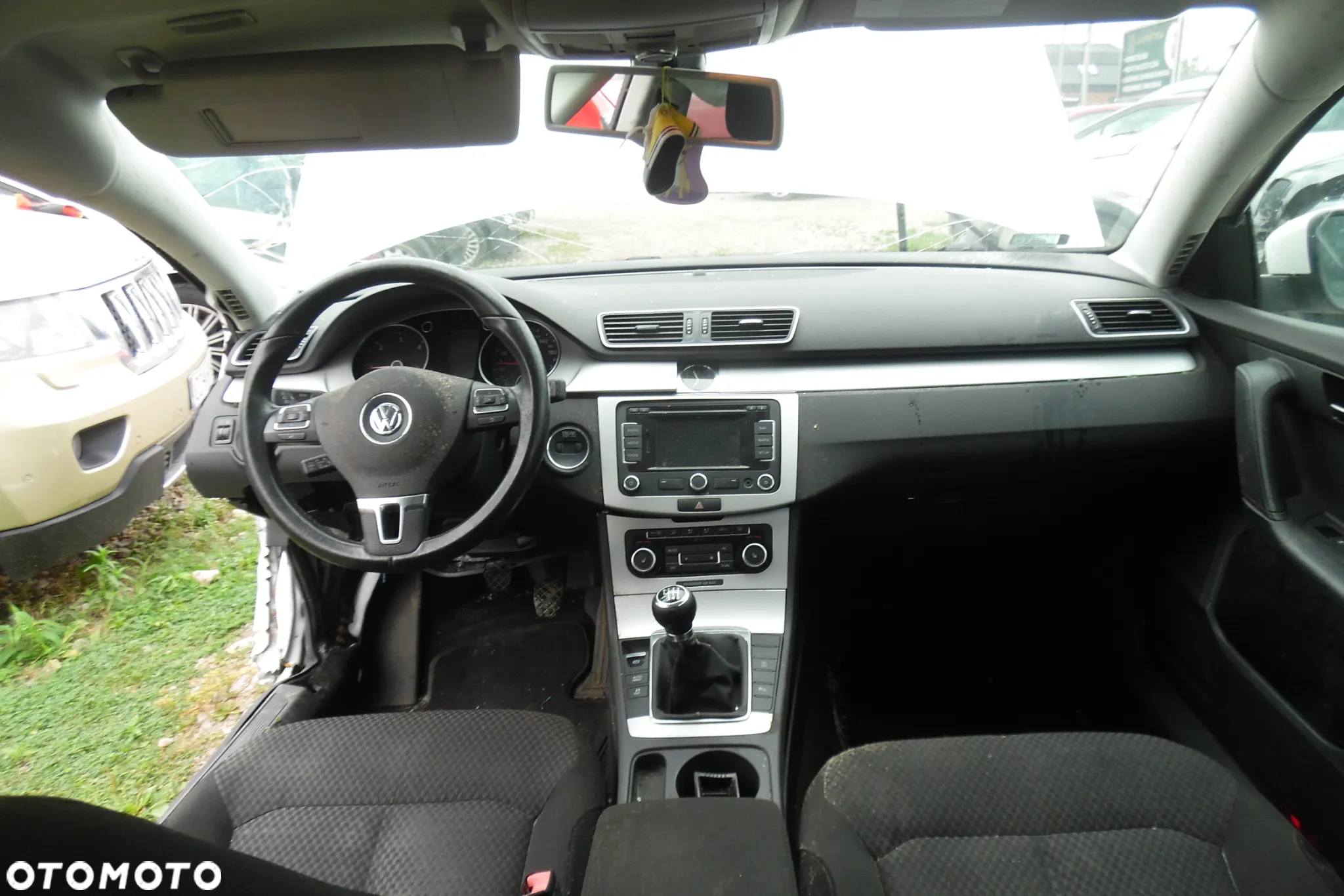 Volkswagen Passat 1.6 TDI Comfortline - 6