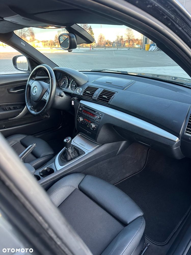 BMW Seria 1 - 17
