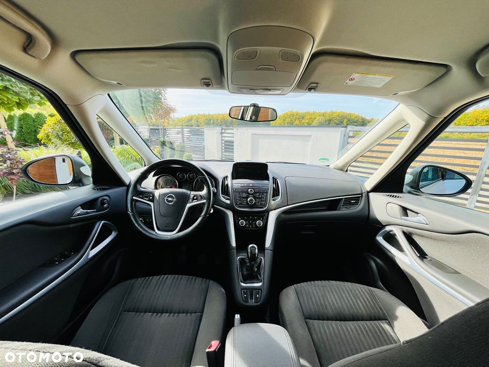 Opel Zafira 1.4 T Cosmo - 19