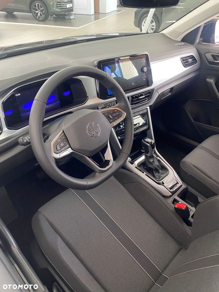 Volkswagen T-Roc - 8