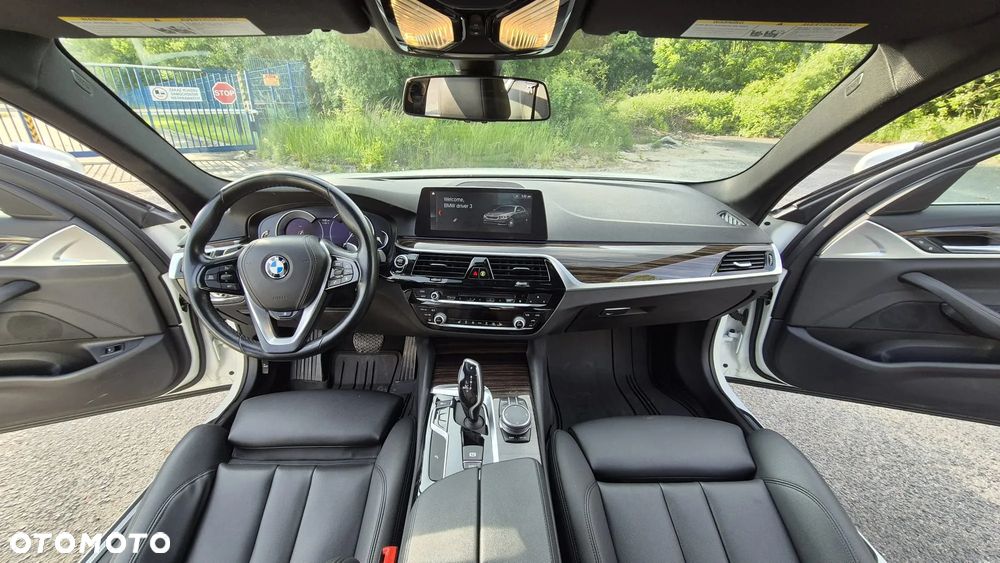 BMW Seria 5 - 16