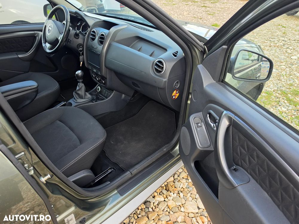Dacia Duster dCi 110 FAP 4x4 Laureate - 11