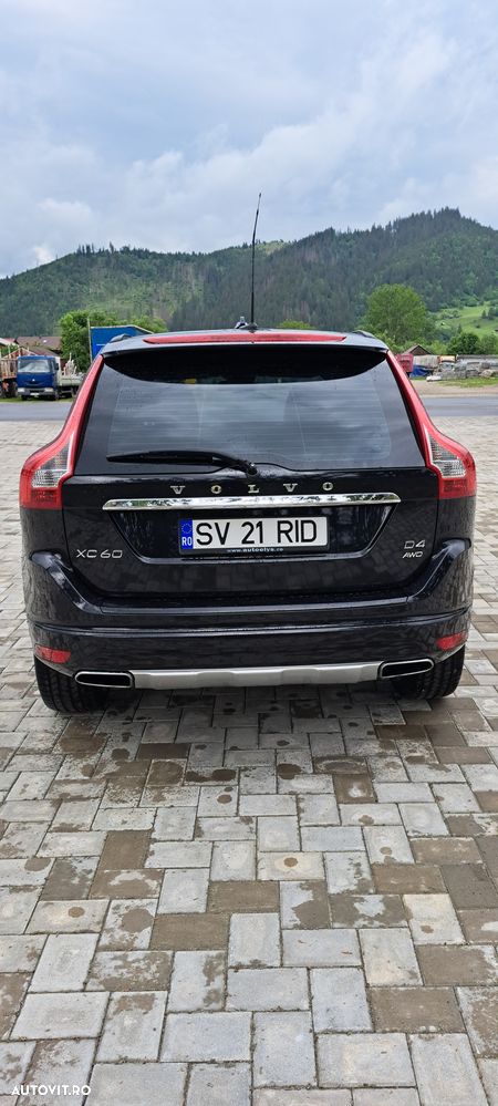 Volvo XC 60 D4AWD Momentum - 3