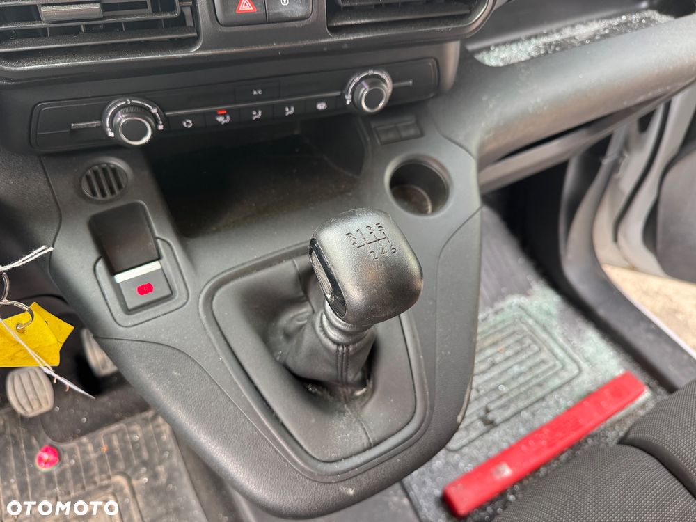 Toyota PROACE CITY ASYSTENT PASA RUCHU, KAMERA COFANIA, KLIMATYZACJA NAWIGACJA TEMPOMAT - 11