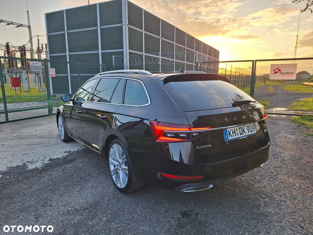Skoda Superb 2.0 TDI 4x4 L&K DSG - 32