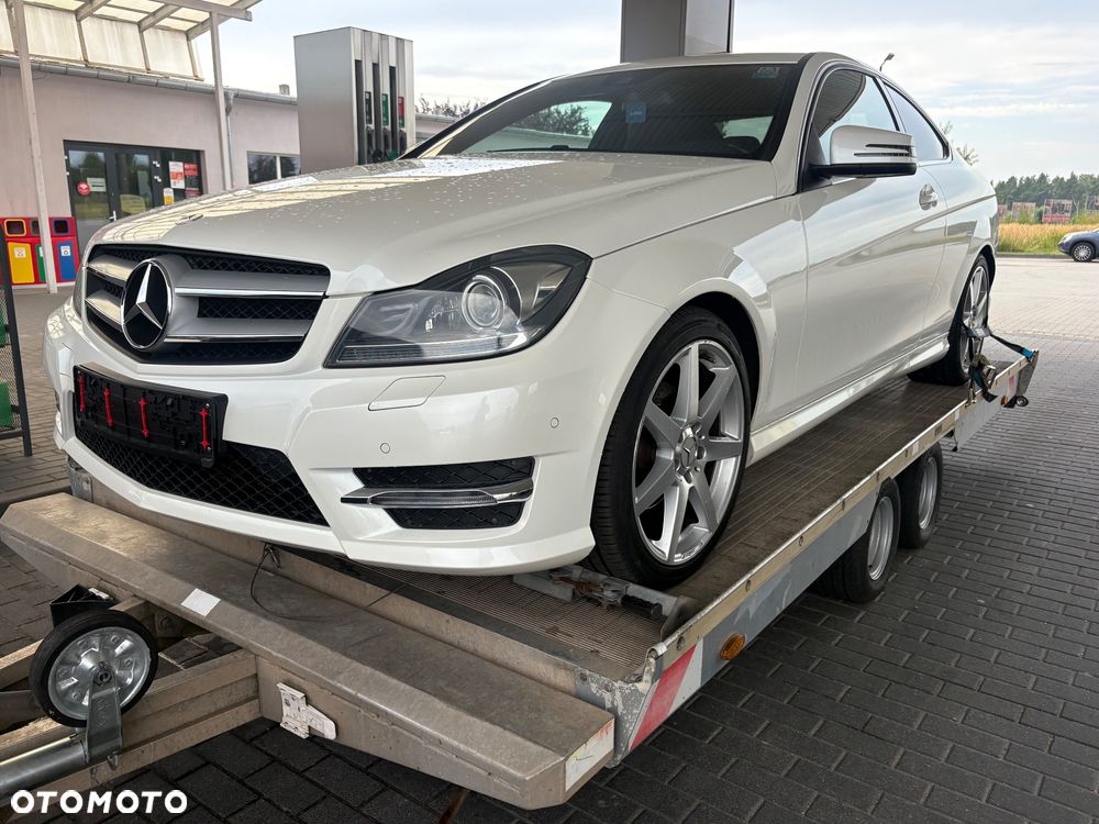 Mercedes-Benz Klasa C 180 (BlueEFFICIENCY) 7G-TRONIC - 38