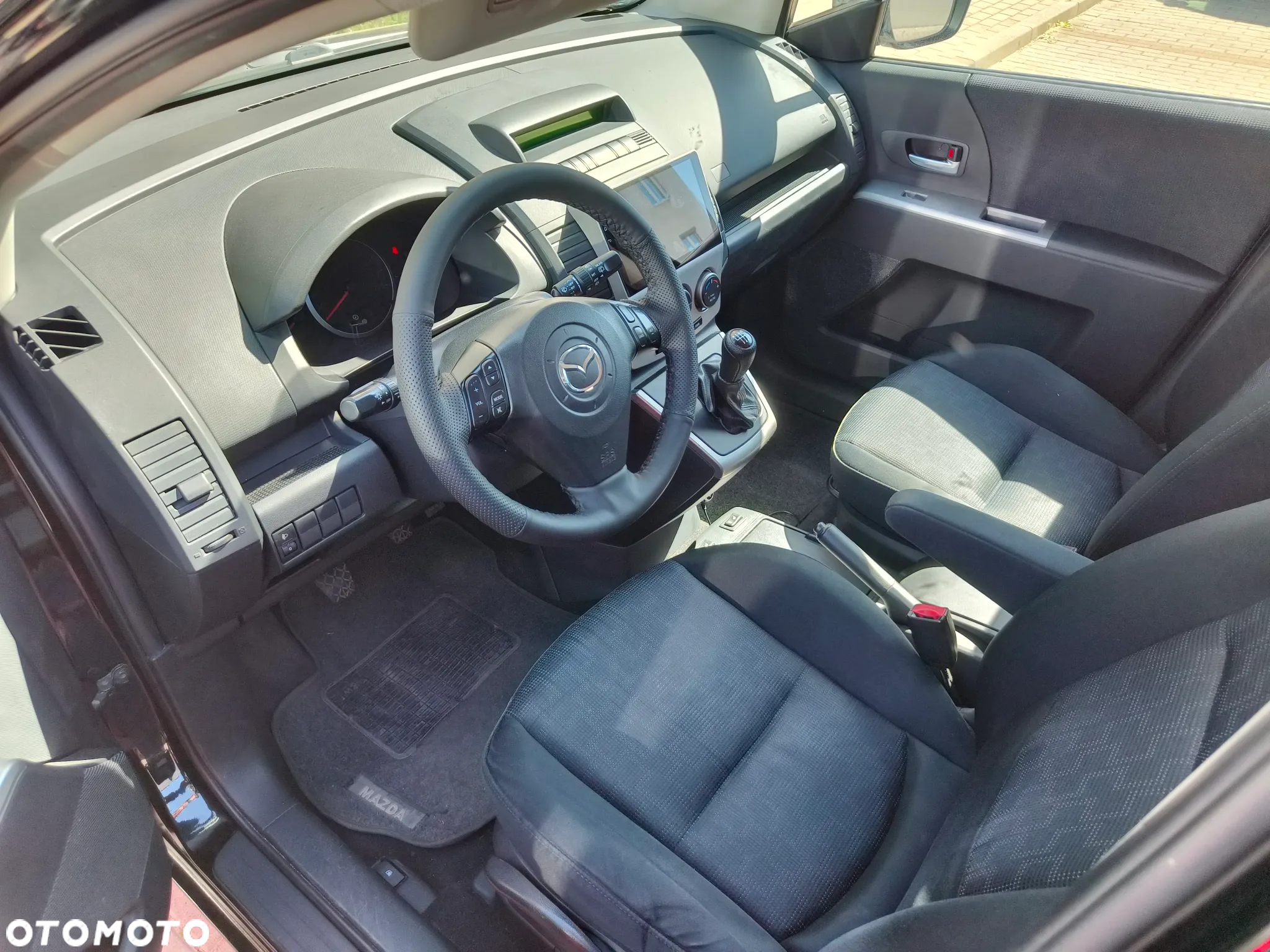 Mazda 5 2.0 Exclusive - 5