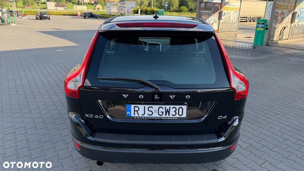 Volvo XC 60 - 4