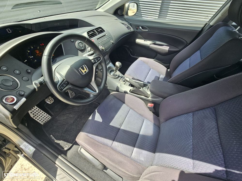 Honda Civic 2.2 i-CTDi Sport - 29
