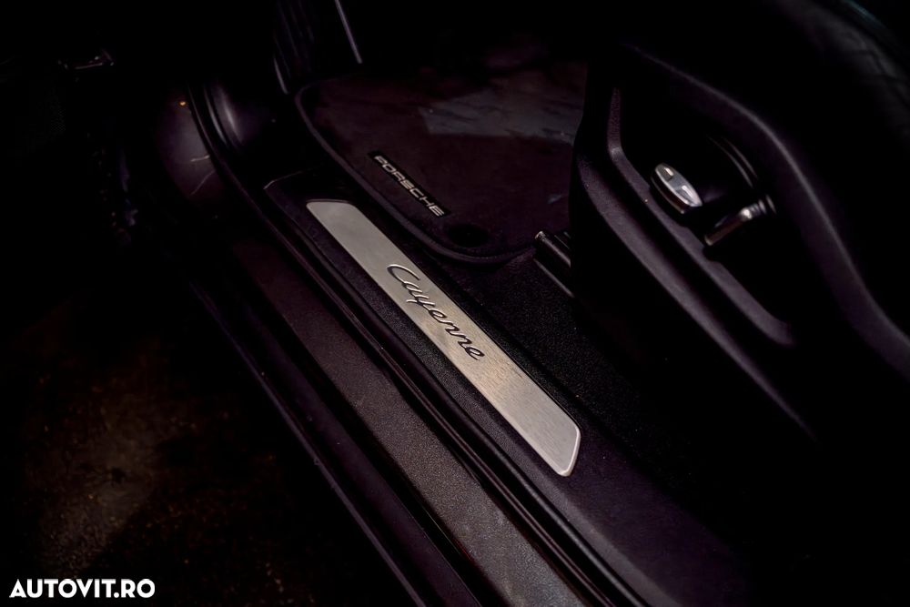 Porsche Cayenne S Tiptronic S - 17