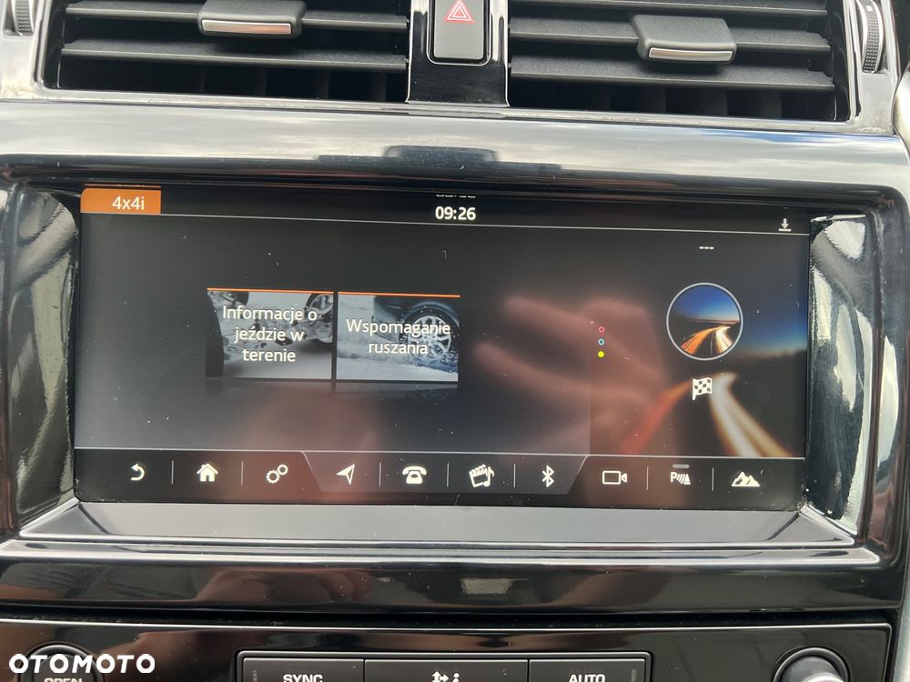 Land Rover Discovery 2.0 SD4 SE - 22