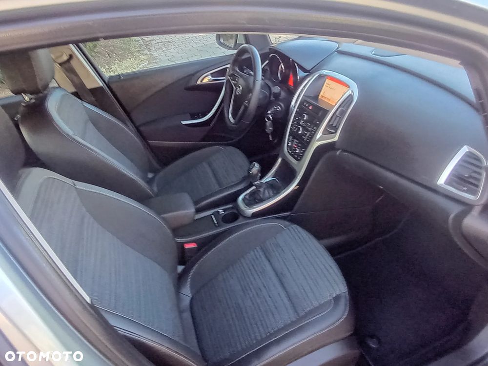 Opel Astra - 24