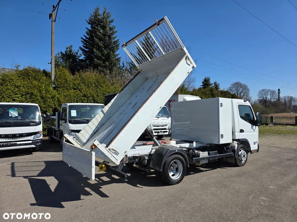 Mitsubishi Canter Fuso 3C15 wywrotka - 3