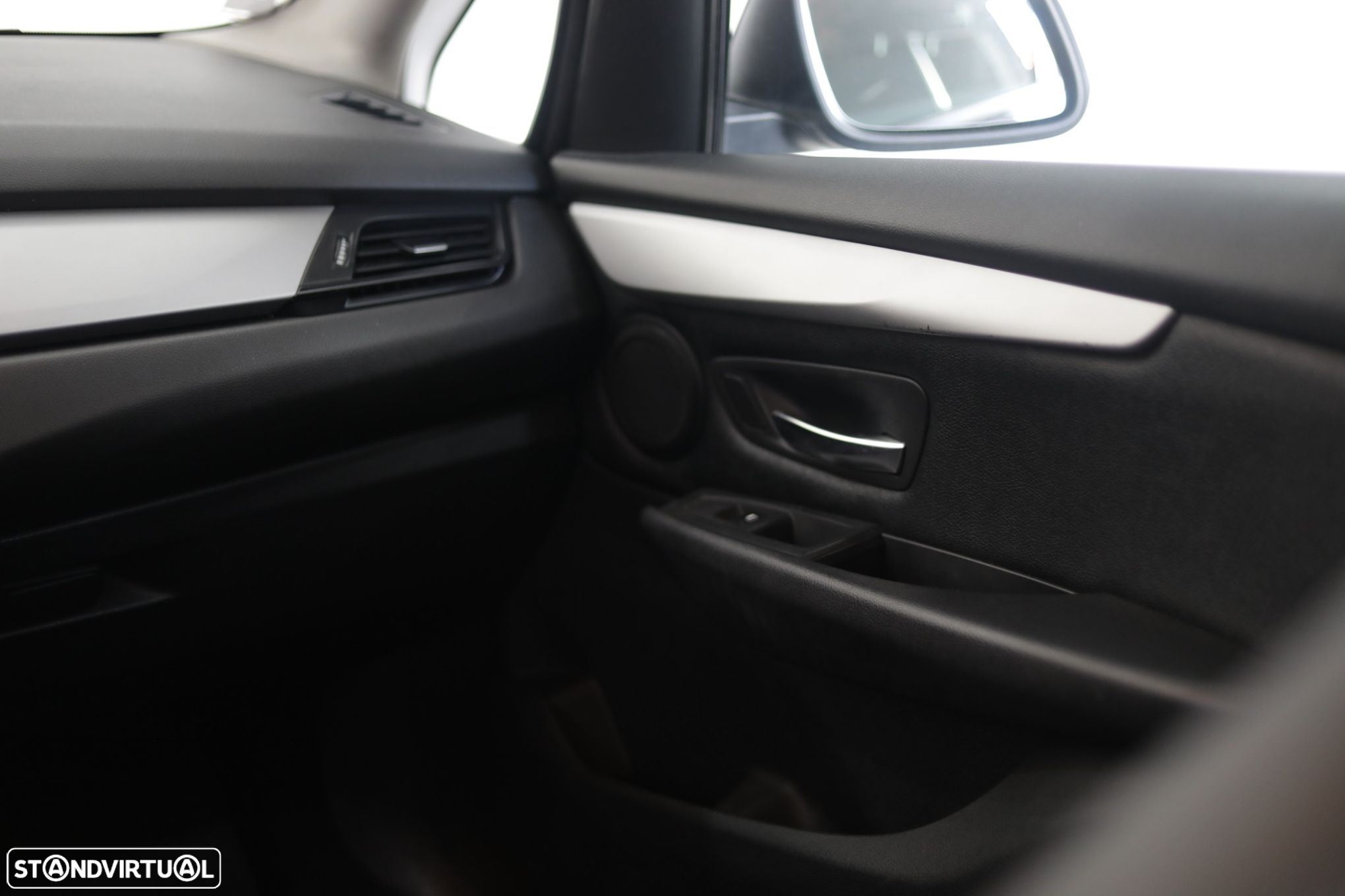 BMW 216 Gran Tourer d 7L Advantage Auto - 28