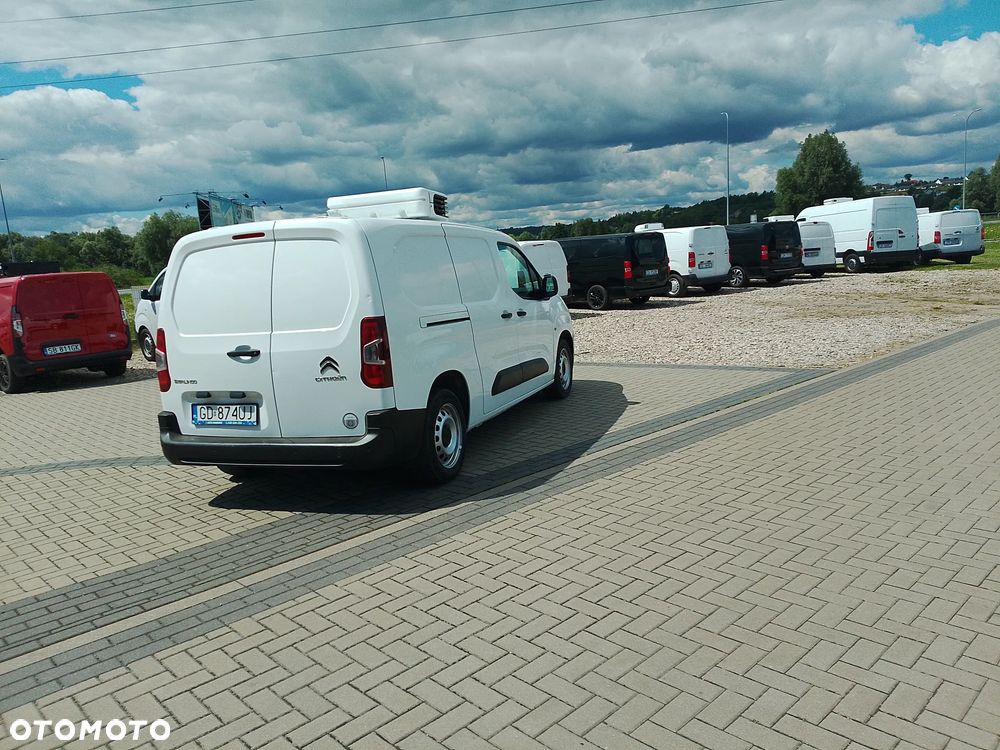 Toyota Proace Berlingo Partner Combo Doblo L2 Izoterma Chłodnia 230V Salon PL 3 osoby 2 EUPal 2,5 DMC - 7