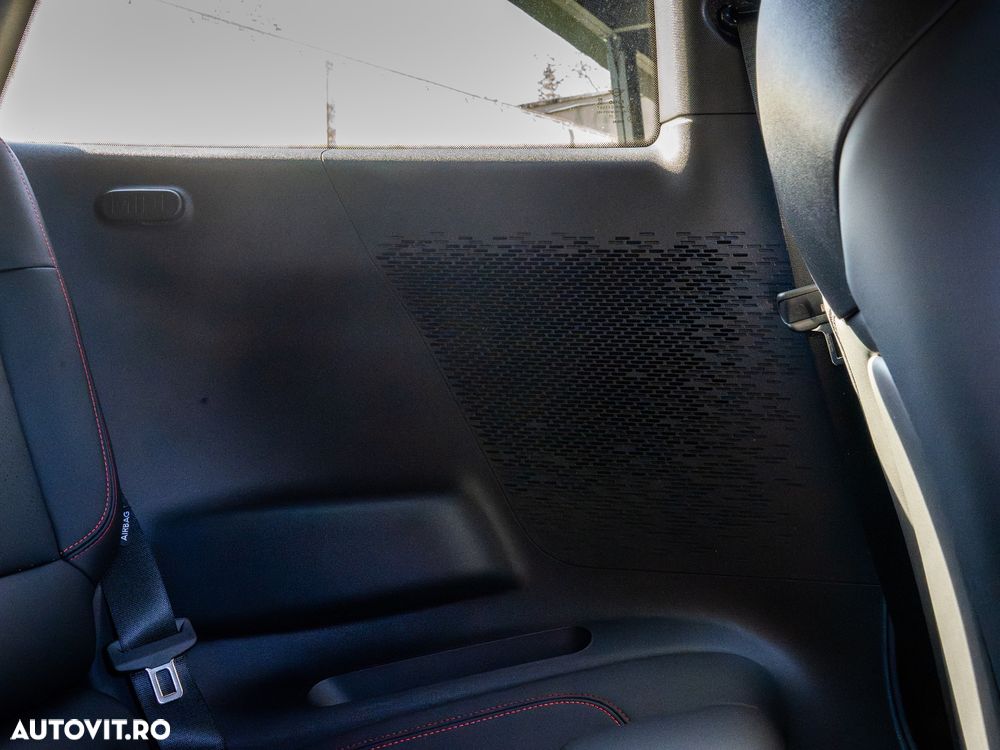 Mini Cooper E John Works Trim - 37