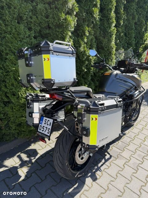 QJMOTOR 900 S - 6