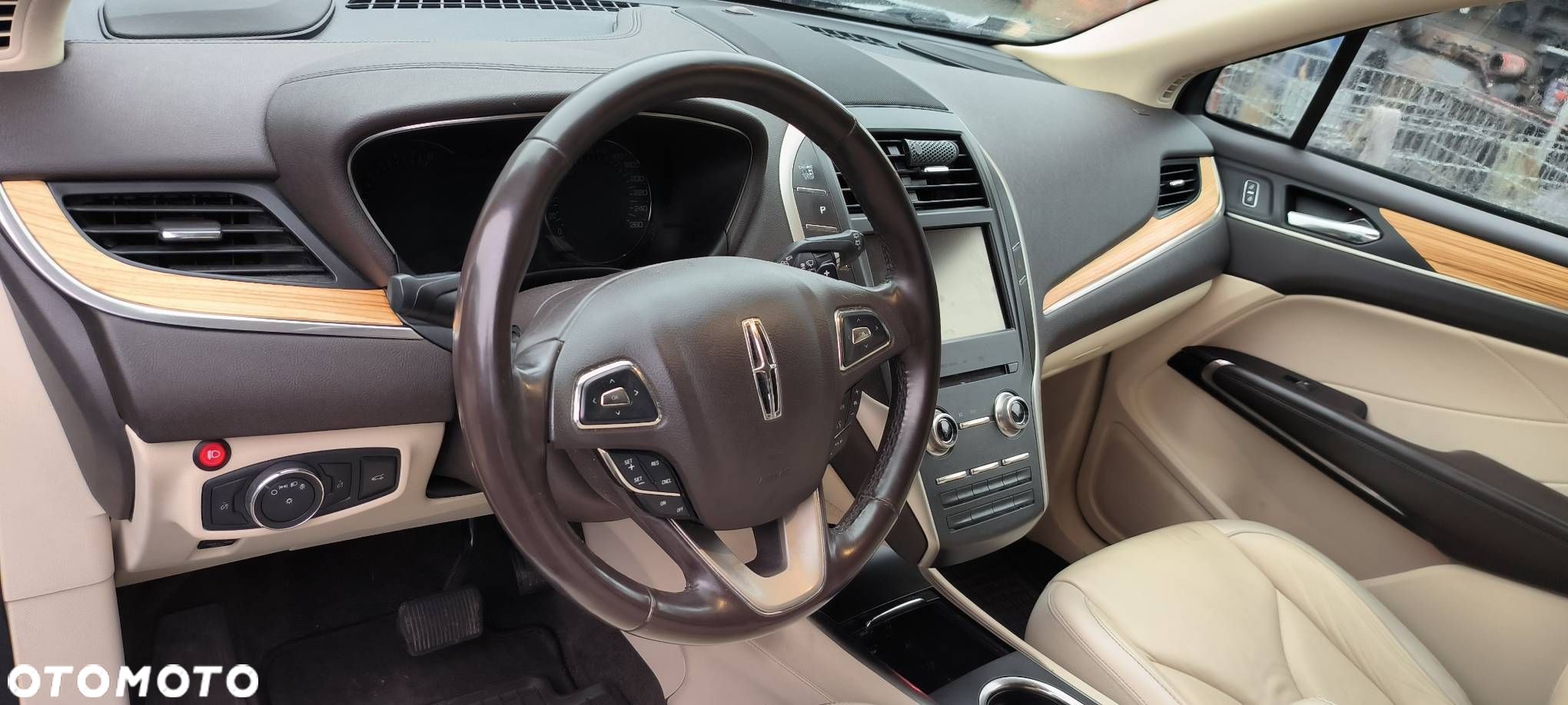 DESKA KOKPIT LINCOLN MKC AIRBAG PASY - 1
