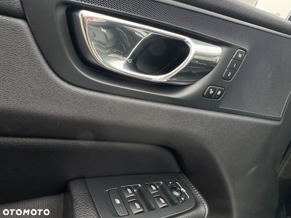 Volvo XC 60 D4 AWD Inscription - 20