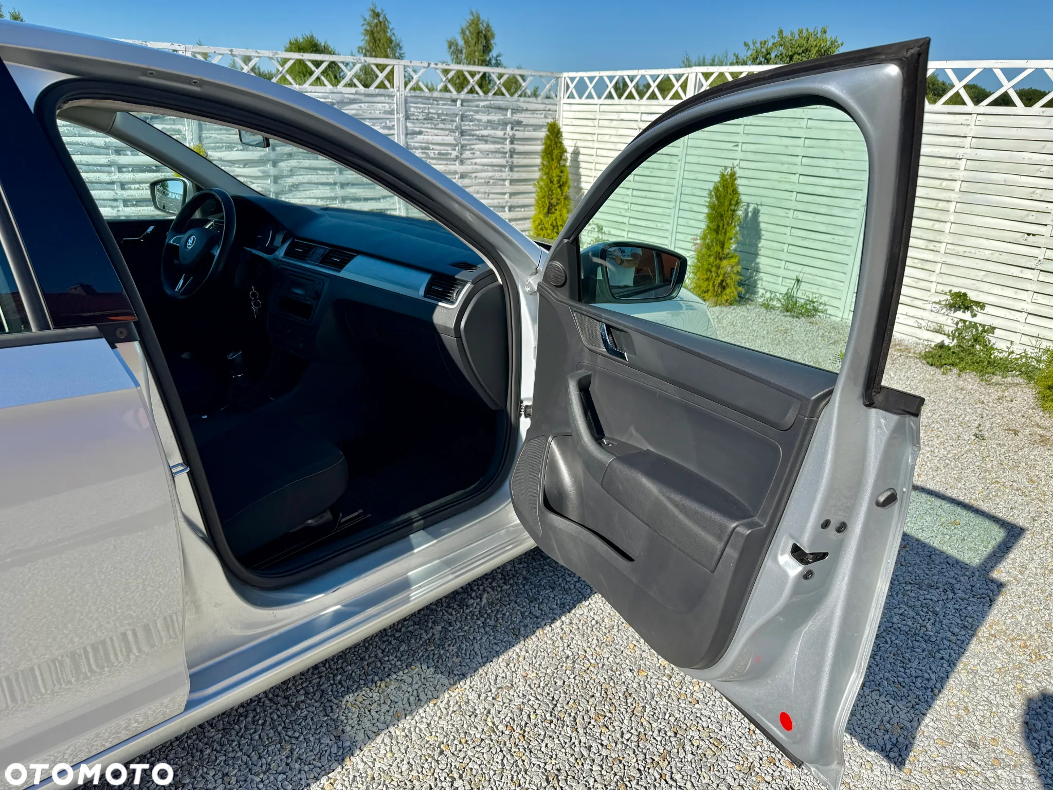 Skoda RAPID 1.2 TSI Edition - 31