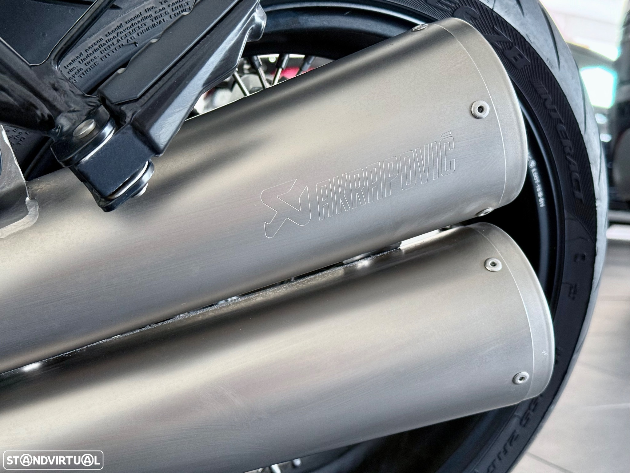 BMW R nineT - 6