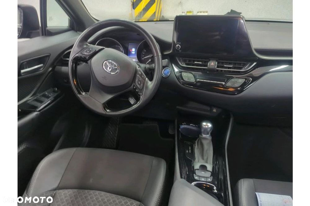 Toyota C-HR 2.0 Hybrid Style - 8